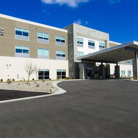 Holiday Inn Express & Suites Coldwater By Ihg Dış mekan fotoğraf