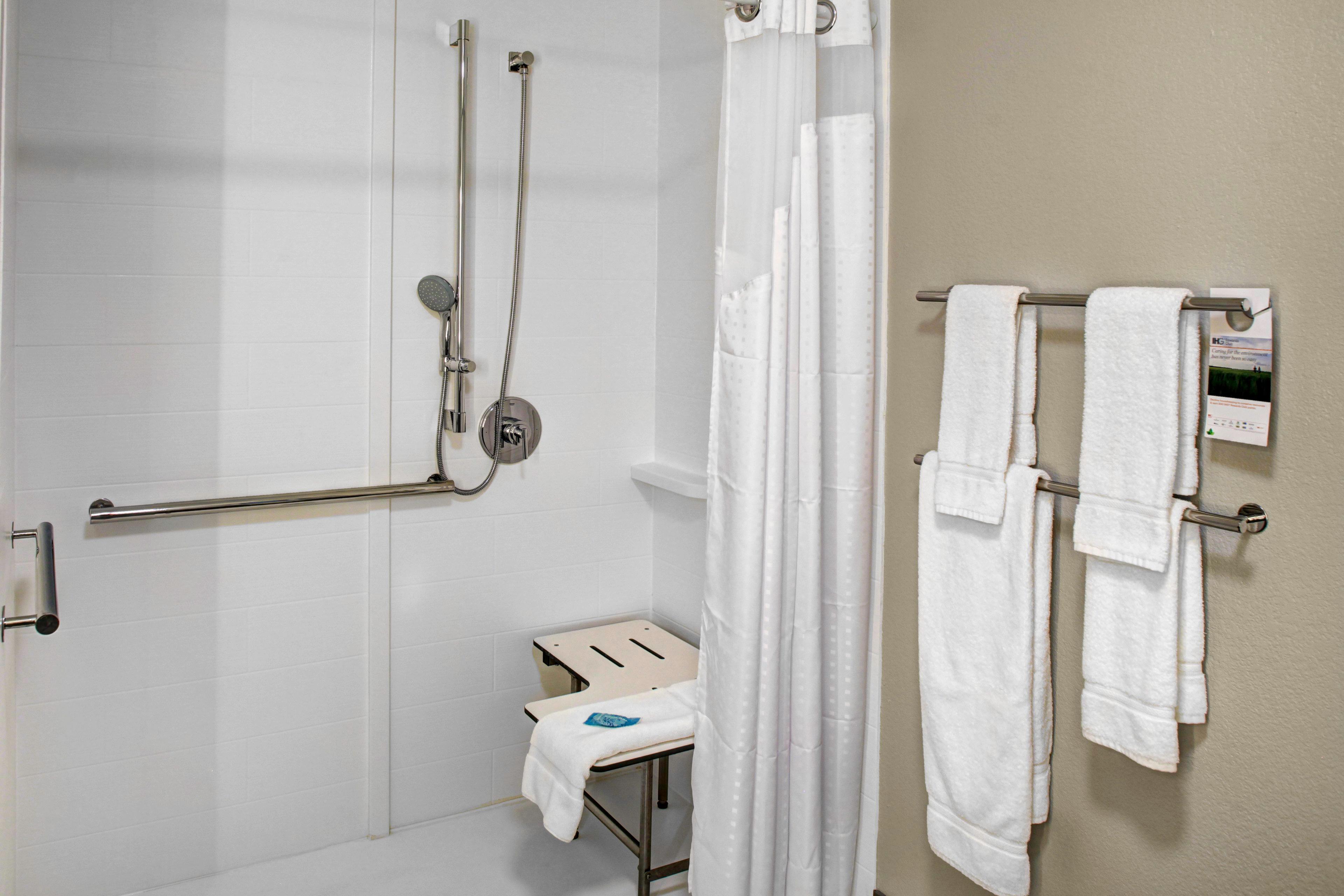 Holiday Inn Express & Suites Coldwater By Ihg Dış mekan fotoğraf